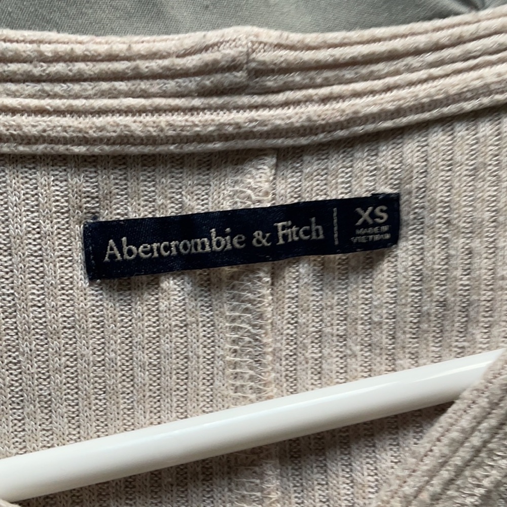 A&F Button Down Tie Front Ribbed Sweater - Picture 2 of 2